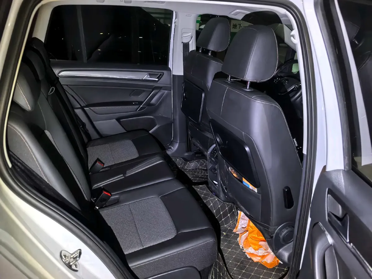 2018 Volkswagen Golf Sportsvan 1.4T 131HP L4 7DCT,autocango,china used car exporter,china ev exporter,chinese used car exporter,chinese used ev exporter