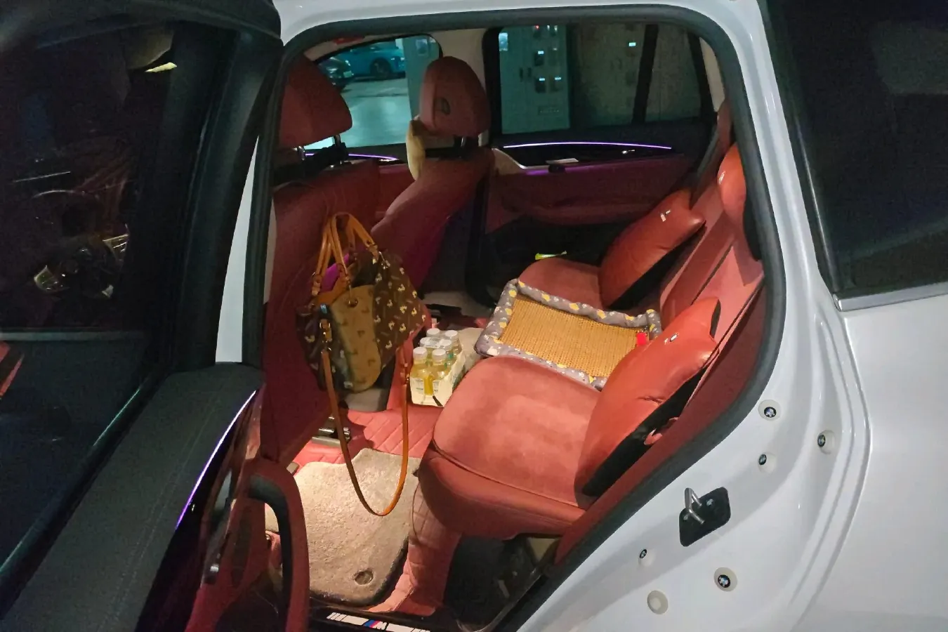 2022 BMW iX3 BEV 80KWH,autocango,china used car exporter,china ev exporter,chinese used car exporter,chinese used ev exporter