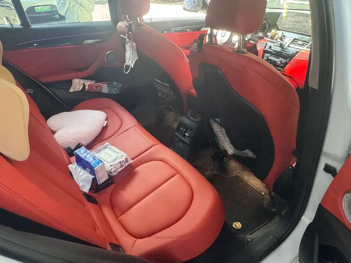 2022 BMW X2 2.0T 192HP L4 7DCT,autocango,china used car exporter,china ev exporter,chinese used car exporter,chinese used ev exporter