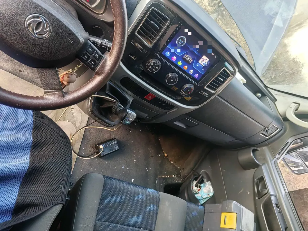 2021 DongFeng DFAC YuFeng 2.0T 136HP L4 6MT,autocango,china used car exporter,china ev exporter,chinese used car exporter,chinese used ev exporter