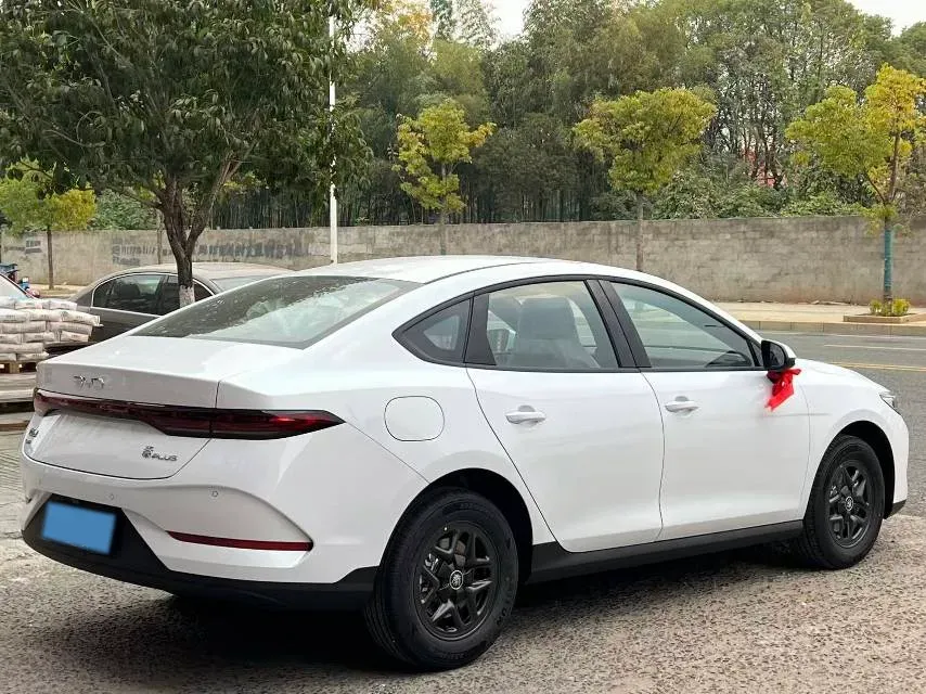 2025 BYD Qin Plus 1.5L 101HP L4 E-CVT PHEV 7.68KWH,autocango,china used car exporter,china ev exporter,chinese used car exporter,chinese used ev exporter