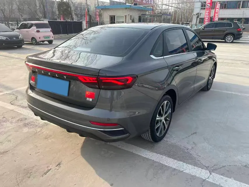 2022 Geely Emgrand 1.5L 114HP L4 CVT,autocango,china used car exporter,china ev exporter,chinese used car exporter,chinese used ev exporter