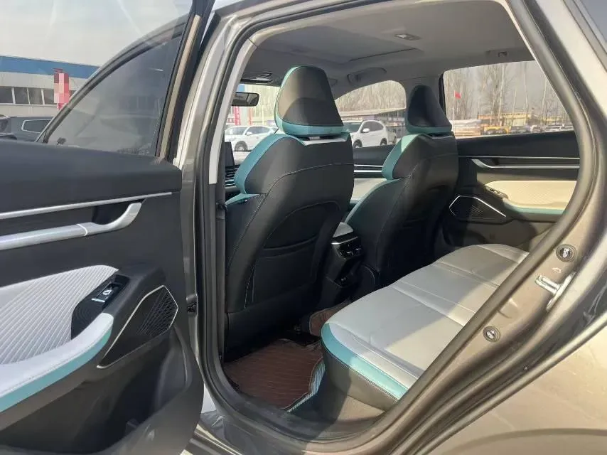 2022 Geely Emgrand 1.5L 114HP L4 CVT,autocango,china used car exporter,china ev exporter,chinese used car exporter,chinese used ev exporter