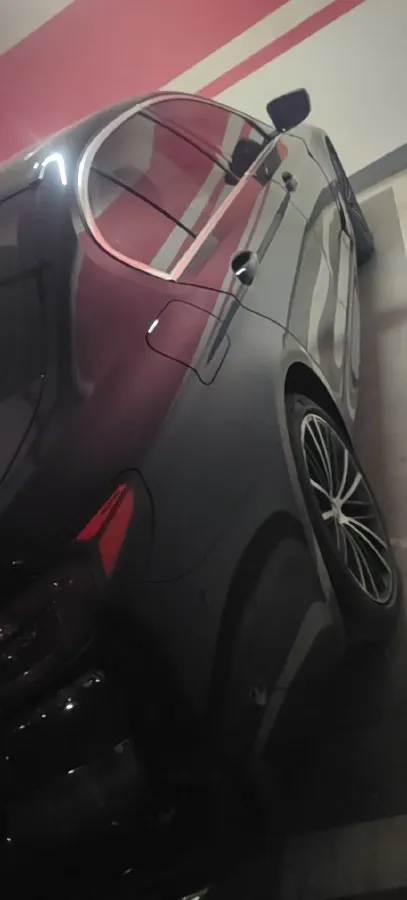 2023 BMW 5 Series 2.0T 245HP L4 8AT,autocango,china used car exporter,china ev exporter,chinese used car exporter,chinese used ev exporter