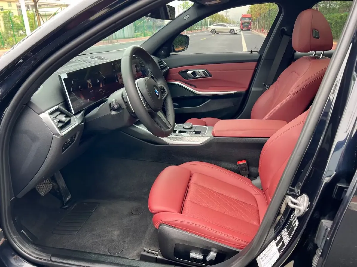 2024 BMW 3 Series 2.0T 245HP L4 8AT,autocango,china used car exporter,china ev exporter,chinese used car exporter,chinese used ev exporter