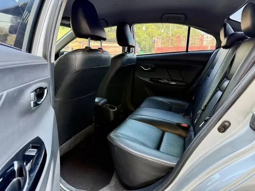 2021 Toyota Yaris L 1.5L 112HP L4 CVT,autocango,china used car exporter,china ev exporter,chinese used car exporter,chinese used ev exporter