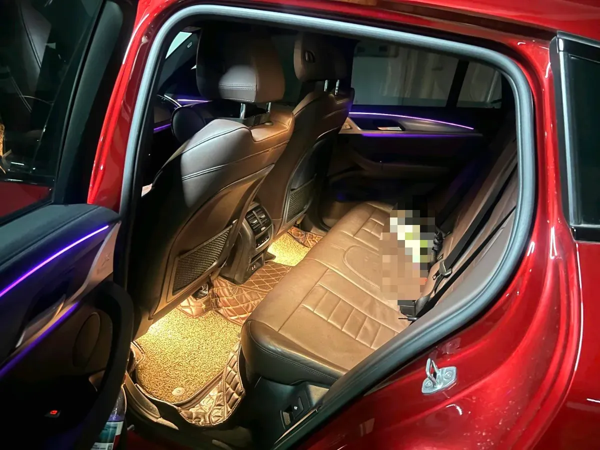 2020 BMW X4 2.0T 184HP L4 8AT,autocango,china used car exporter,china ev exporter,chinese used car exporter,chinese used ev exporter