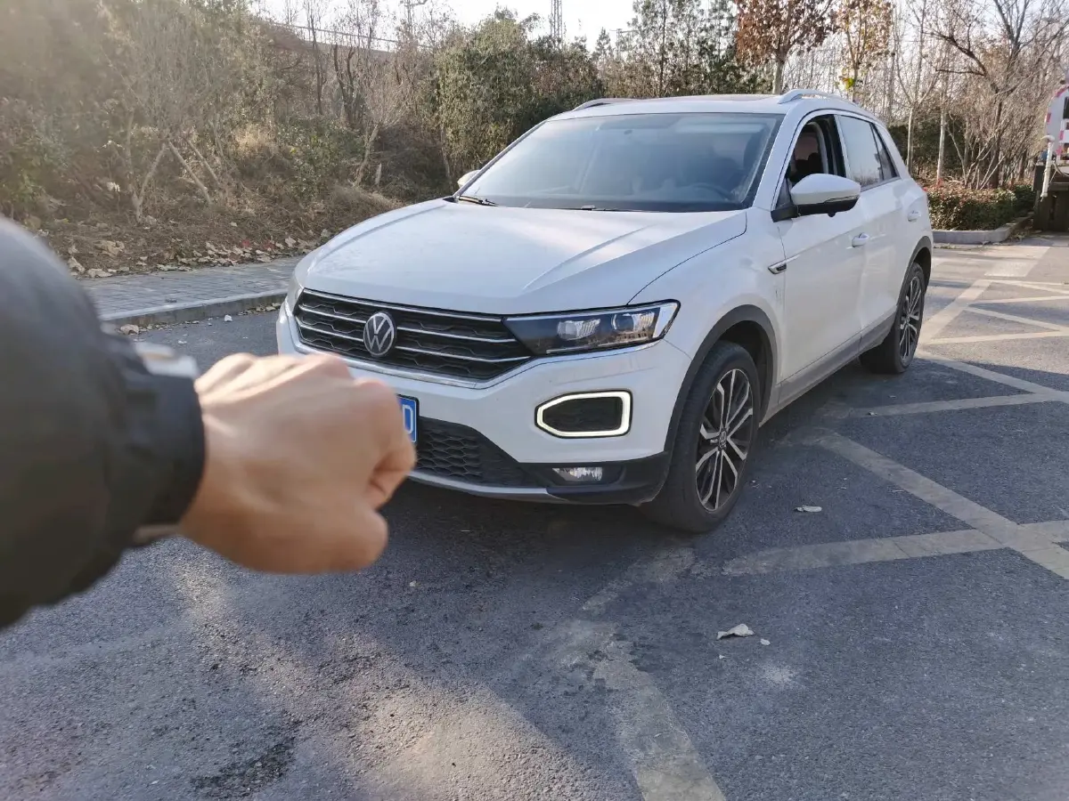 2021 Volkswagen T-Roc 1.4T 150HP L4 7DCT