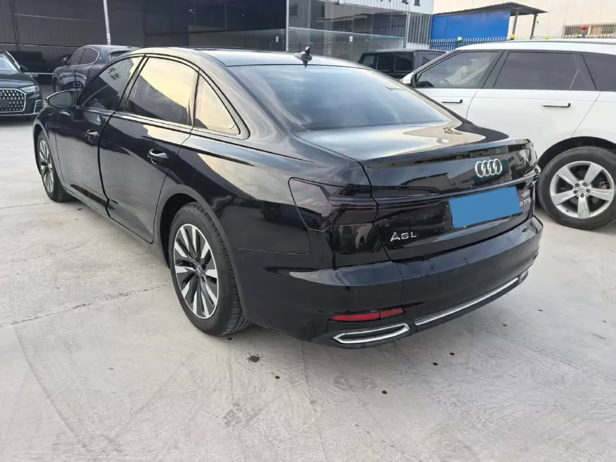 2019 Mercedes-Benz E Class 1.5T 184HP L4 9AT,autocango,china used car exporter,china ev exporter,chinese used car exporter,chinese used ev exporter