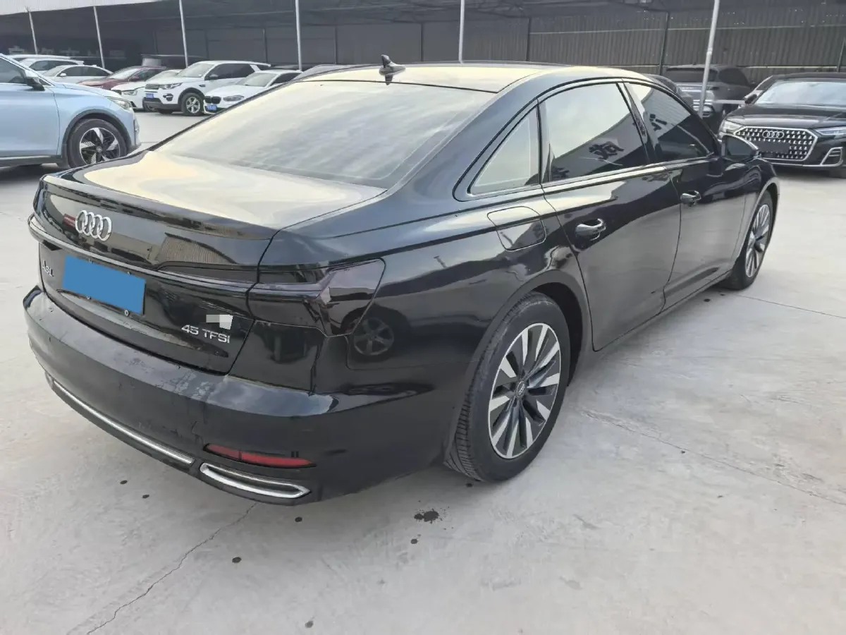 2019 Mercedes-Benz E Class 1.5T 184HP L4 9AT,autocango,china used car exporter,china ev exporter,chinese used car exporter,chinese used ev exporter