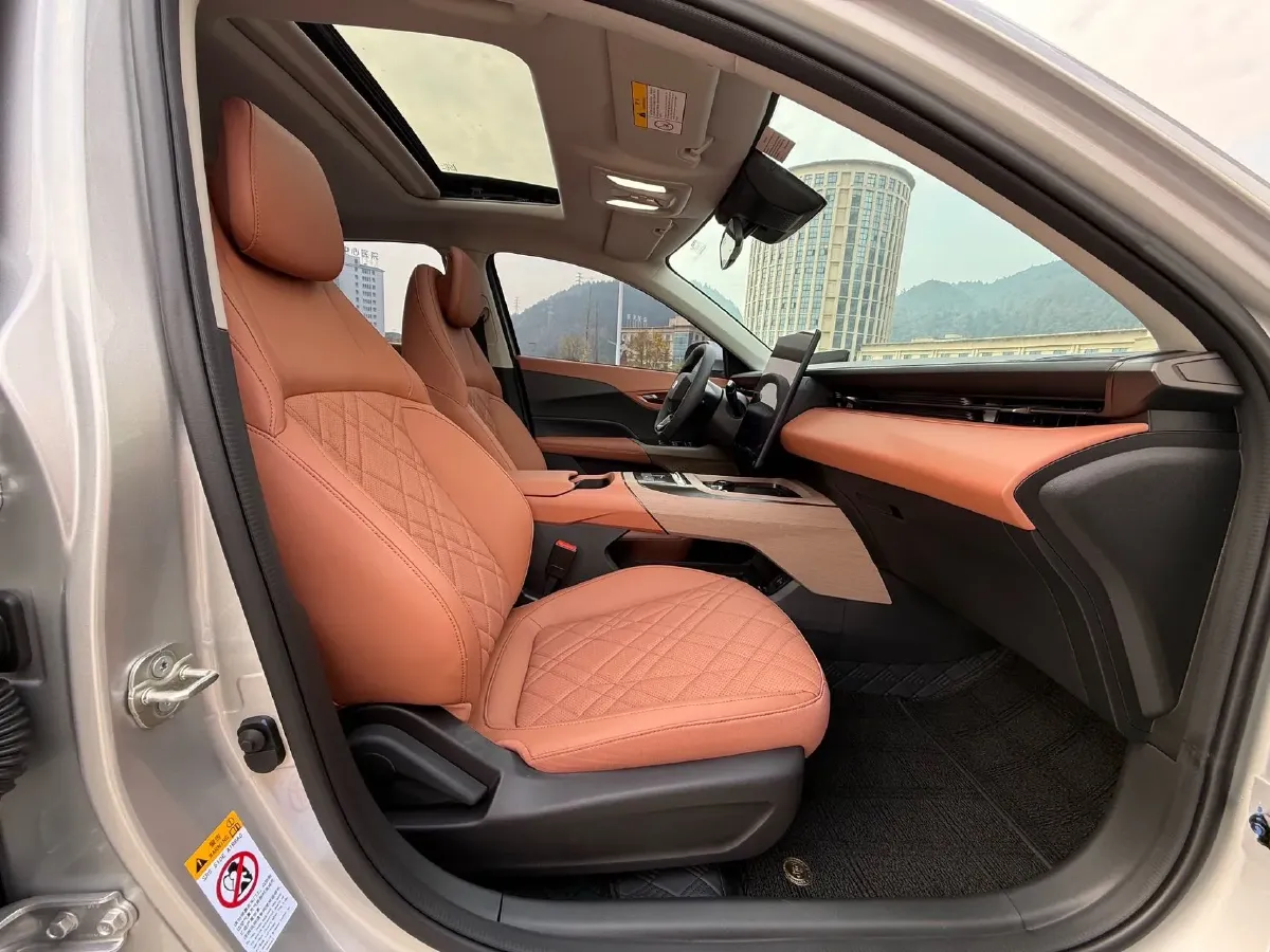 2025 ChangAn QiYuan A05 1.5L 98HP L4 E-CVT PHEV 18.4KWH,autocango,china used car exporter,china ev exporter,chinese used car exporter,chinese used ev exporter