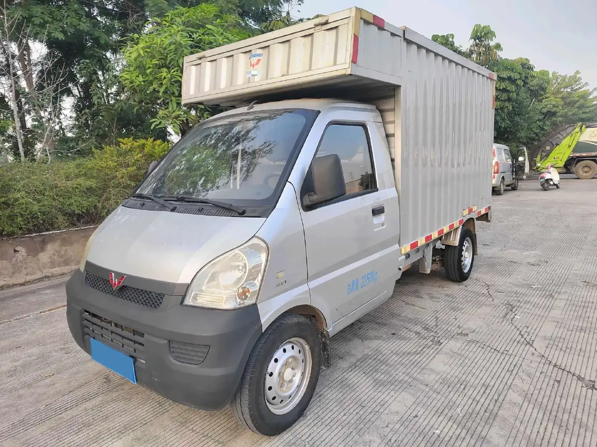 2016 WuLing ZhiGuang Mini Truck 1.2L 82HP L4 5MT