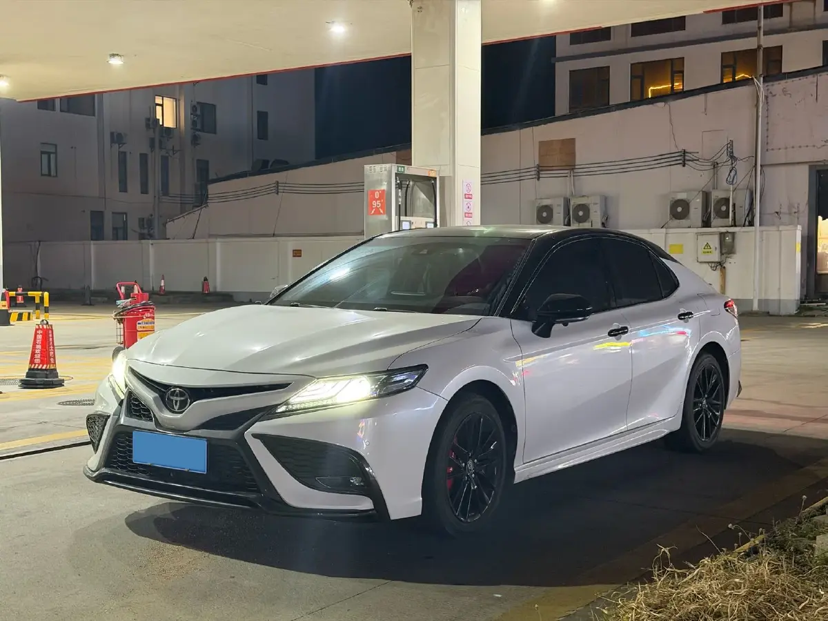 2022 Toyota Camry 2.0L 178HP L4 CVT