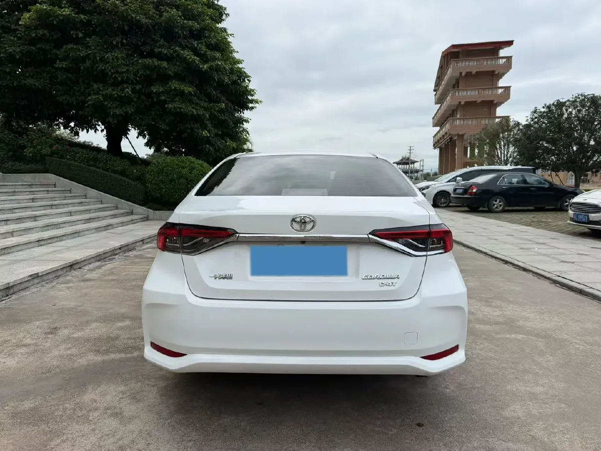 2021 Toyota Corolla 1.2T 116HP L4 CVT,autocango,china used car exporter,china ev exporter,chinese used car exporter,chinese used ev exporter
