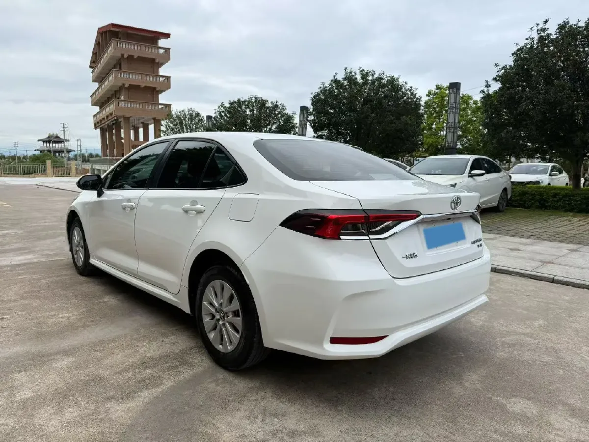 2021 Toyota Corolla 1.2T 116HP L4 CVT,autocango,china used car exporter,china ev exporter,chinese used car exporter,chinese used ev exporter