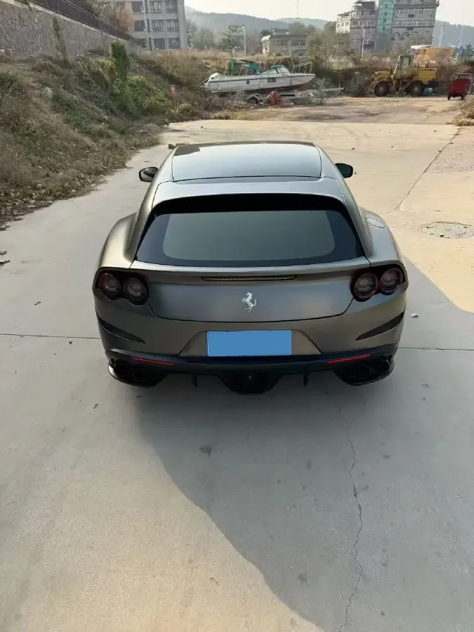 2017 Ferrari GTC4 Lusso 3.9T 609HP V8 7DCT,autocango,china used car exporter,china ev exporter,chinese used car exporter,chinese used ev exporter