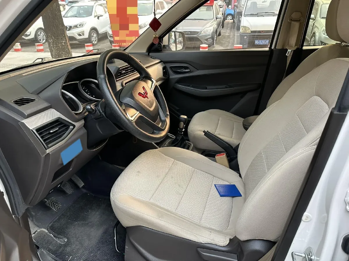 2021 WuLing HongGuang 1.5L 99HP L4 6MT,autocango,china used car exporter,china ev exporter,chinese used car exporter,chinese used ev exporter