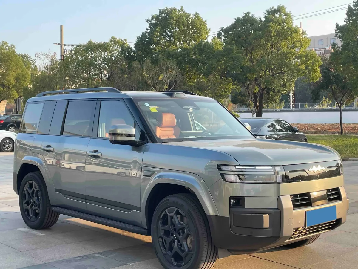 2025 FangChengBao Tai 7 1.5T 156HP L4 E-CVT PHEV,autocango,china used car exporter,china ev exporter,chinese used car exporter,chinese used ev exporter