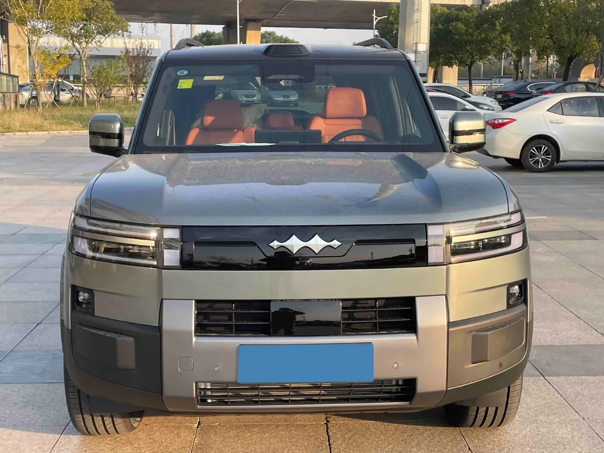 2025 FangChengBao Tai 7 1.5T 156HP L4 E-CVT PHEV,autocango,china used car exporter,china ev exporter,chinese used car exporter,chinese used ev exporter