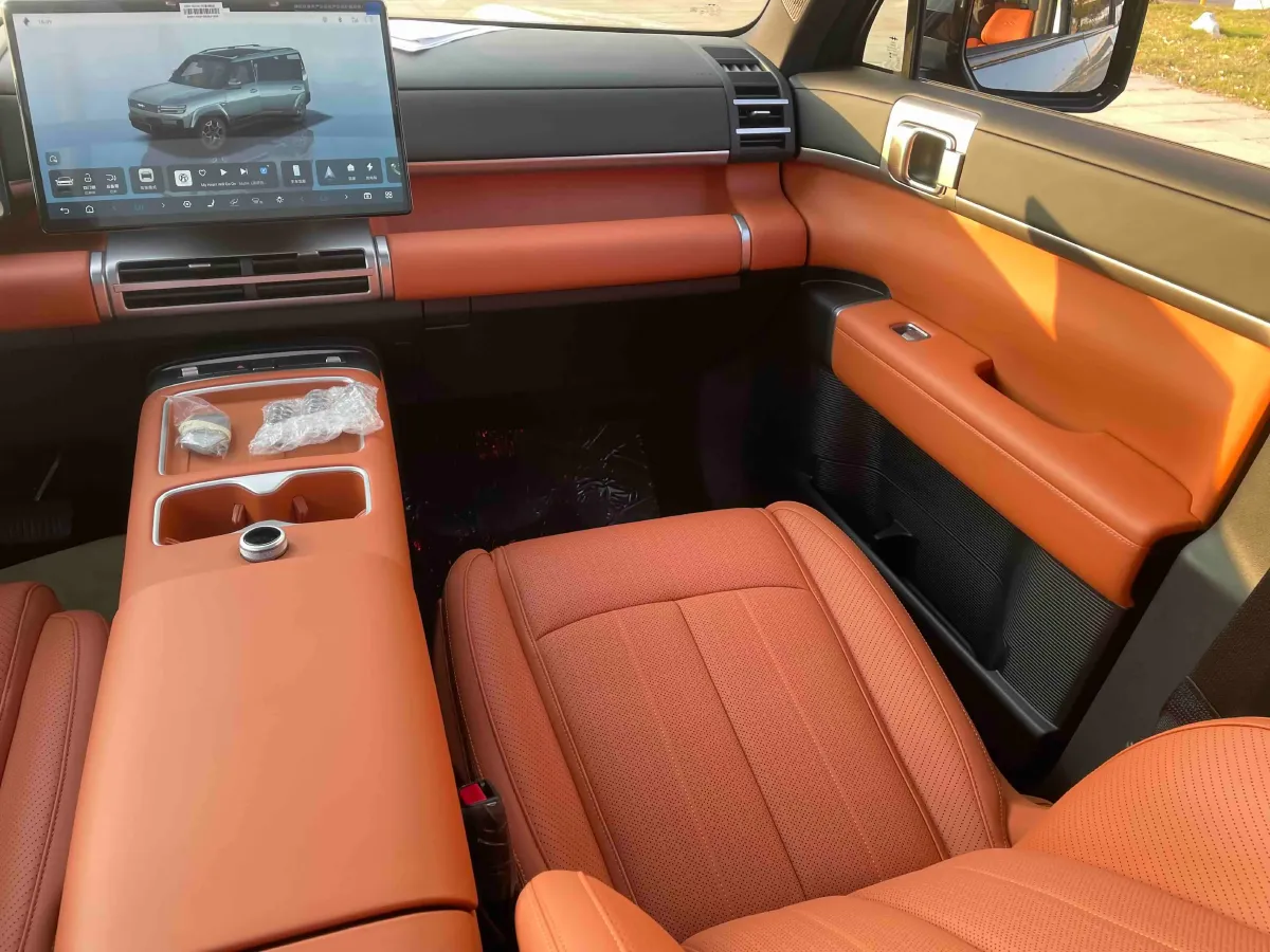 2025 FangChengBao Tai 7 1.5T 156HP L4 E-CVT PHEV,autocango,china used car exporter,china ev exporter,chinese used car exporter,chinese used ev exporter