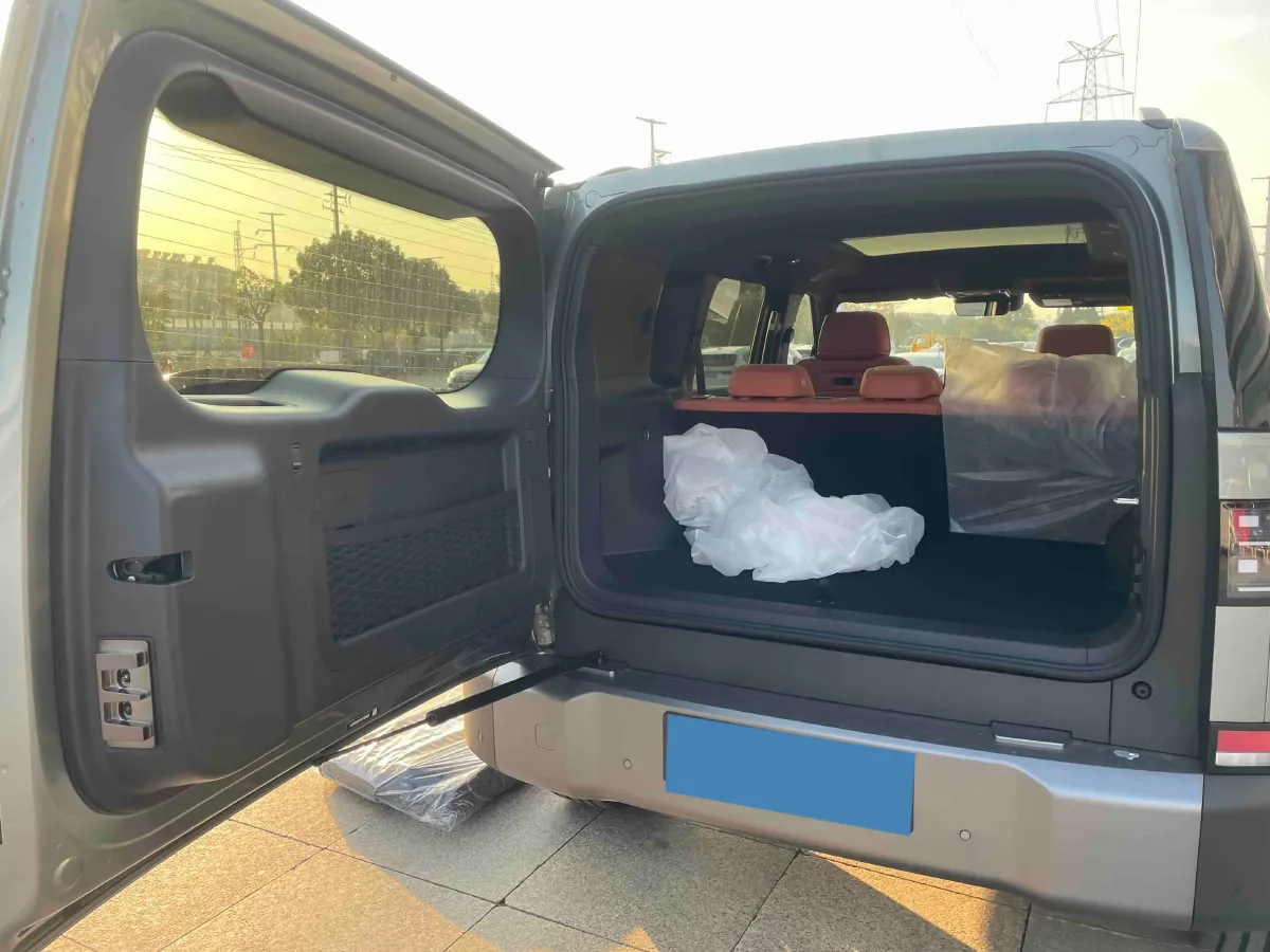 2025 FangChengBao Tai 7 1.5T 156HP L4 E-CVT PHEV,autocango,china used car exporter,china ev exporter,chinese used car exporter,chinese used ev exporter