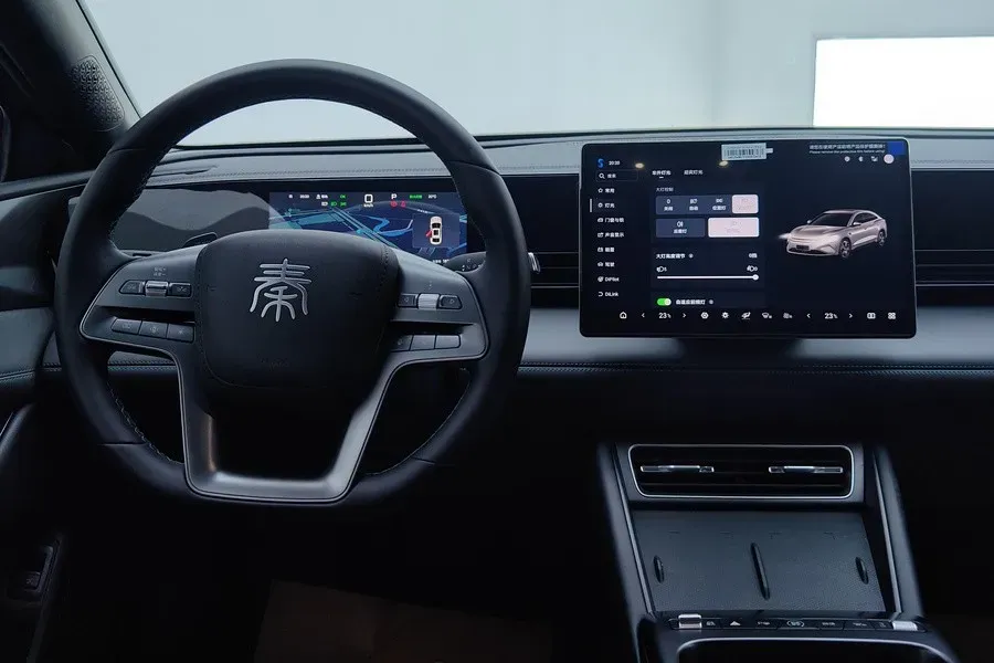 2025 BYD QinL BEV,autocango,china used car exporter,china ev exporter,chinese used car exporter,chinese used ev exporter