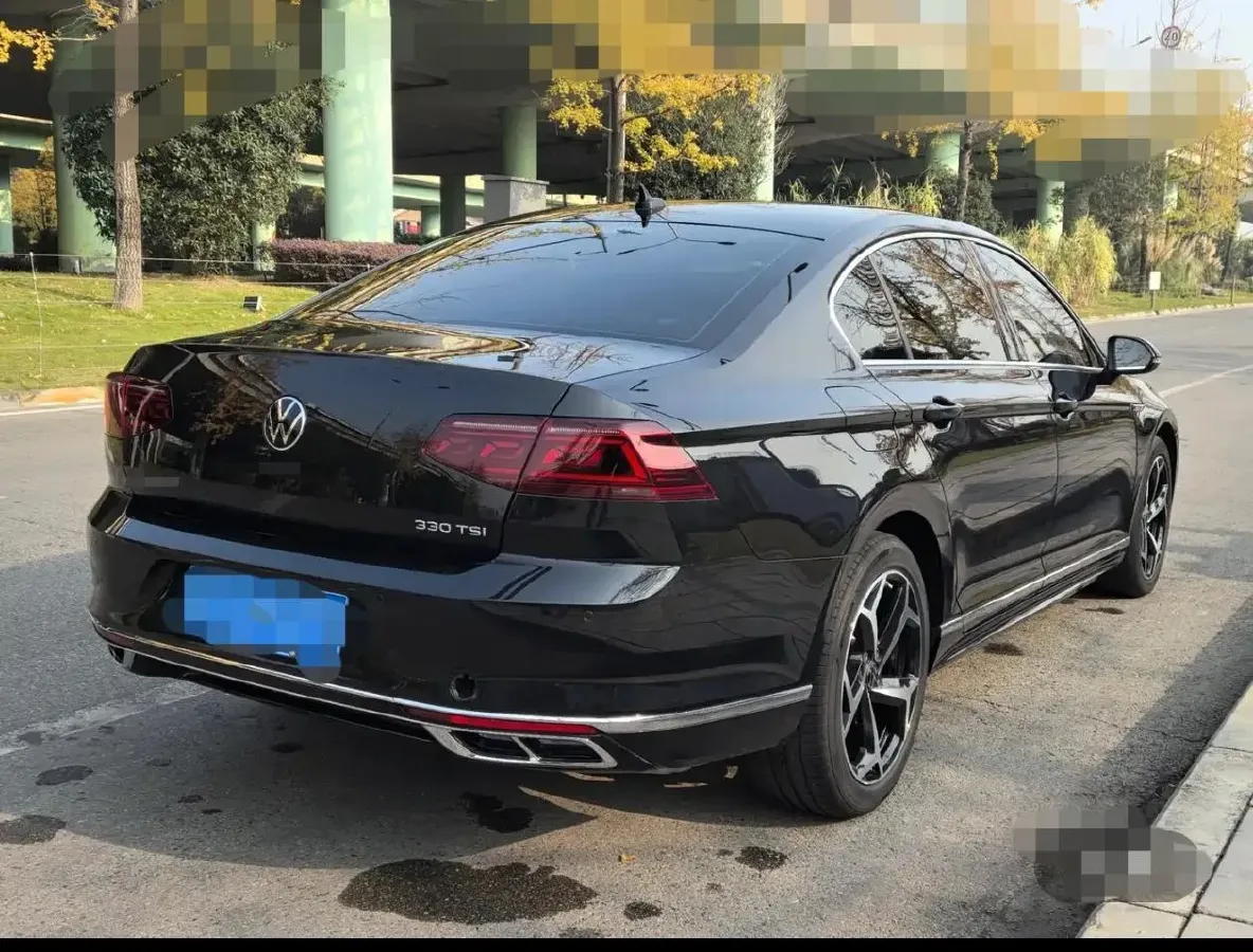 2023 Volkswagen Magotan 2.0T 186HP L4 7DCT,autocango,china used car exporter,china ev exporter,chinese used car exporter,chinese used ev exporter