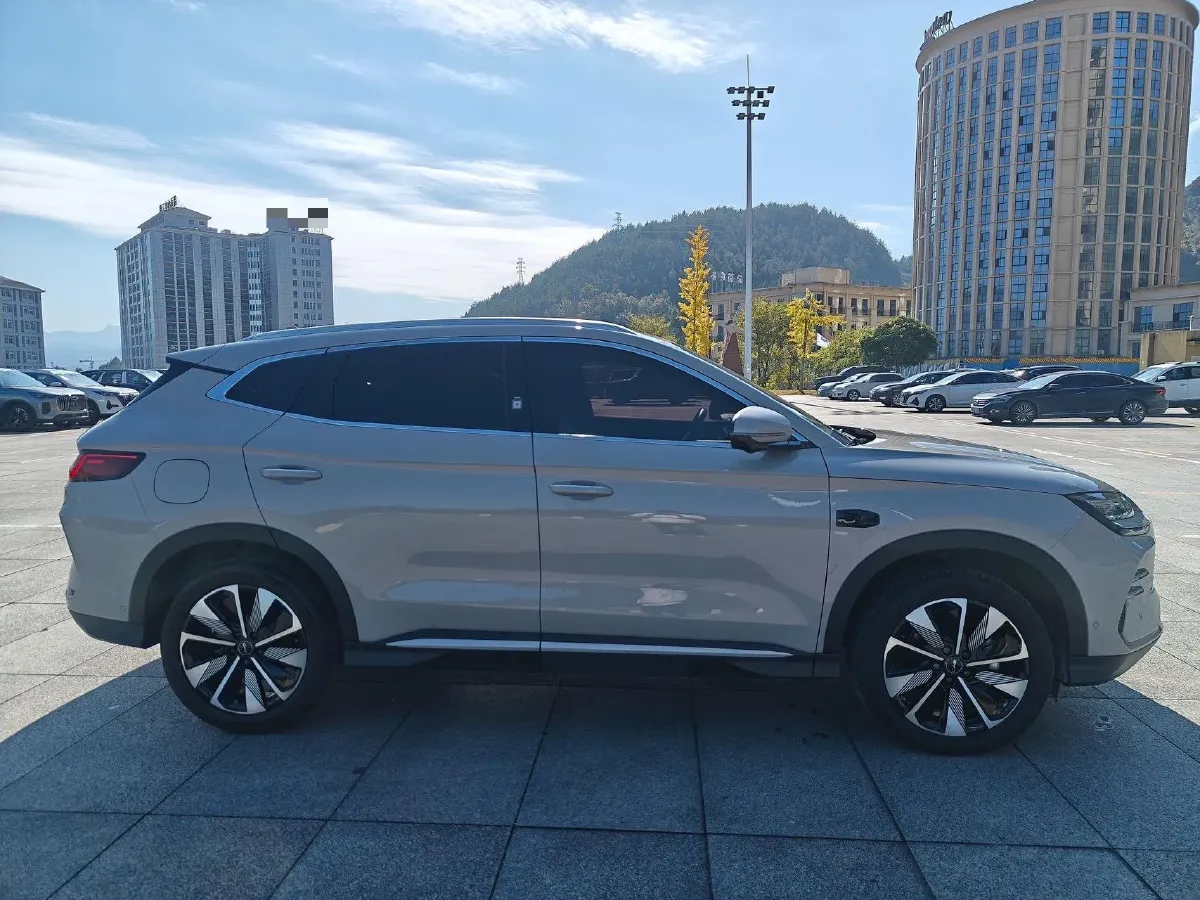 2025 BYD Song Plus 1.5L 101HP L4 E-CVT PHEV 18.3KWH,autocango,china used car exporter,china ev exporter,chinese used car exporter,chinese used ev exporter