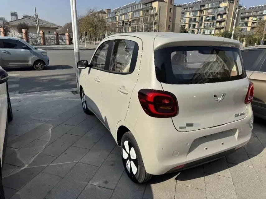 2025 WuLing HongGuang MINI EV BEV 16.2KWH,autocango,china used car exporter,china ev exporter,chinese used car exporter,chinese used ev exporter