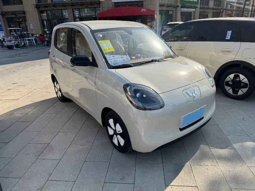 2025 WuLing HongGuang MINI EV BEV 16.2KWH,autocango,china used car exporter,china ev exporter,chinese used car exporter,chinese used ev exporter
