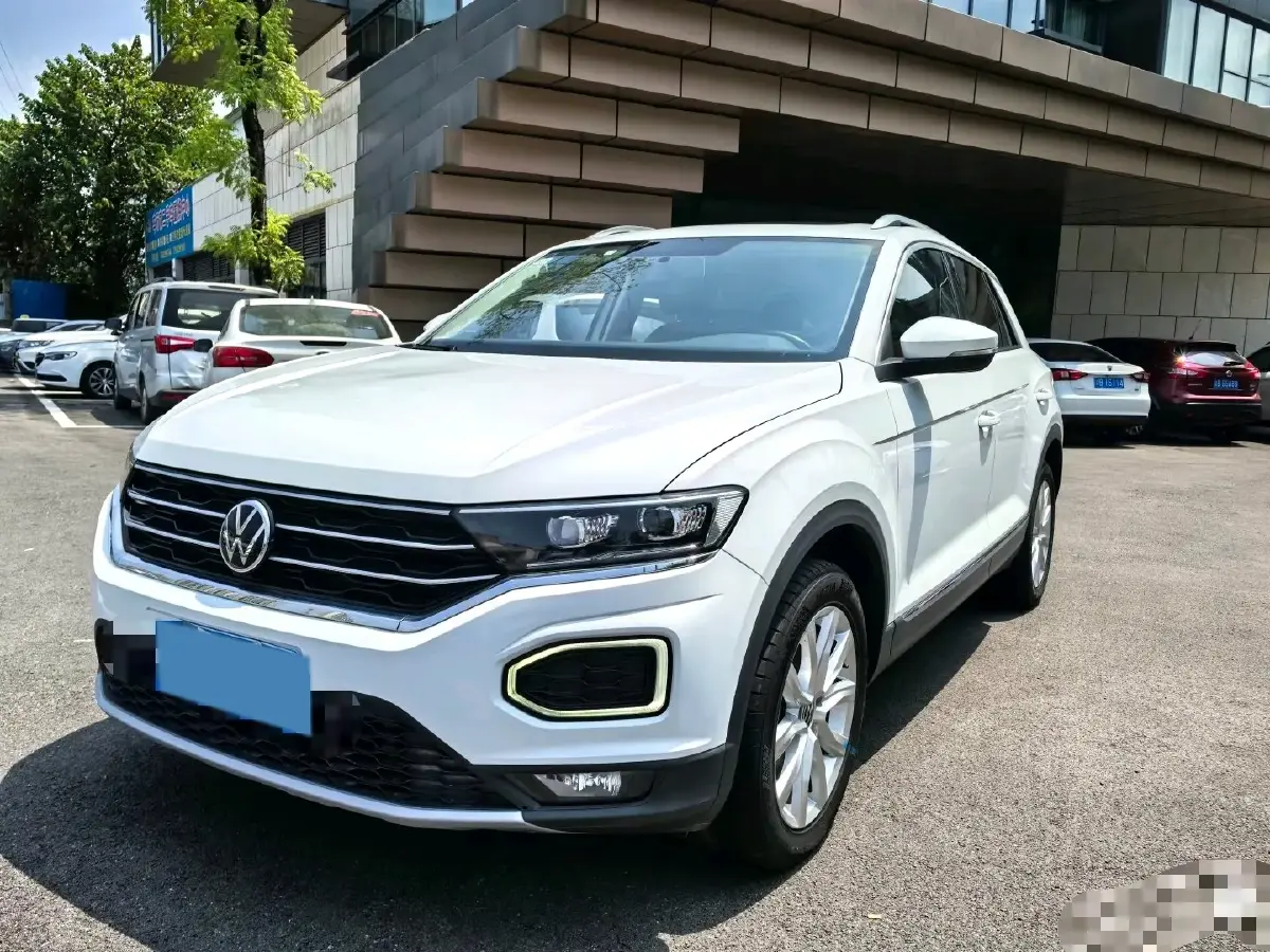 2021 Volkswagen T-Roc 1.4T 150HP L4 7DCT