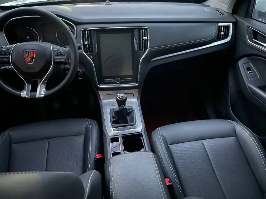 2019 Mitsubishi Eclipse Cross 1.5T 170HP L4 6MT,autocango,china used car exporter,china ev exporter,chinese used car exporter,chinese used ev exporter