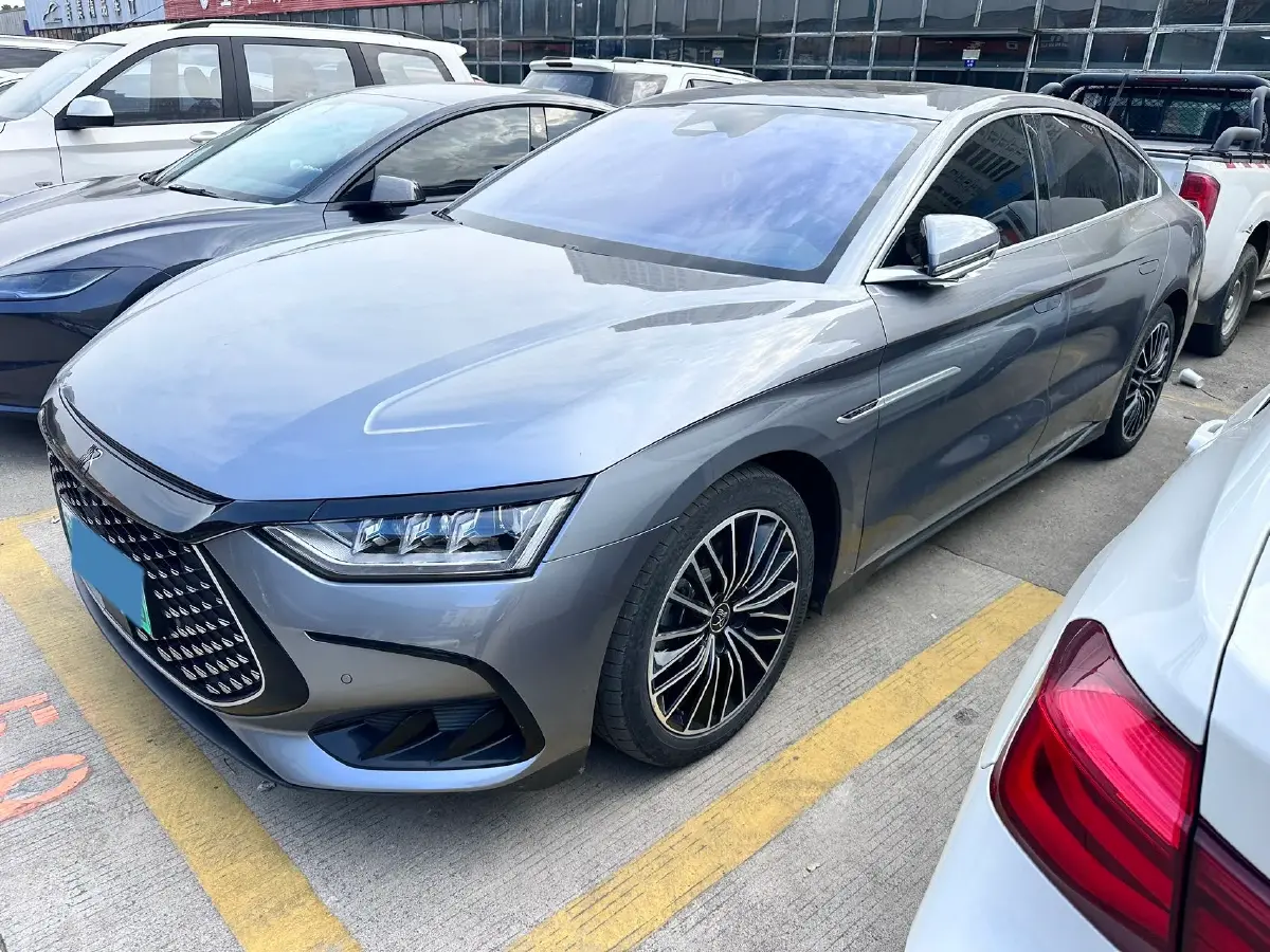 2022 Volkswagen Tiguan L 2.0T 186HP L4 7DCT