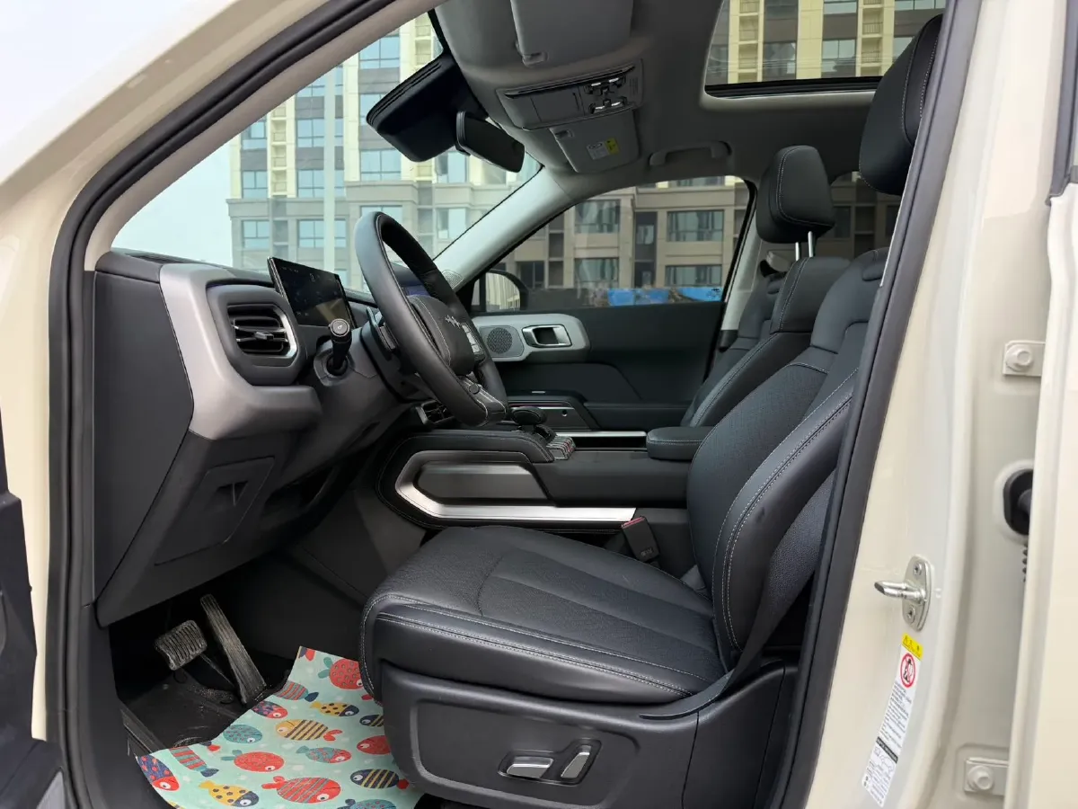 2025 FangChengBao Tai 3 BEV,autocango,china used car exporter,china ev exporter,chinese used car exporter,chinese used ev exporter