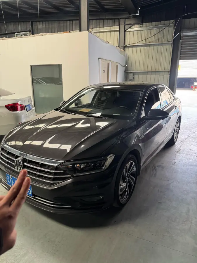 2021 Volkswagen Sagitar 1.2T 116HP L4 7DCT 2021 Volkswagen Sagitar 1.2T 116HP L4 7DCT