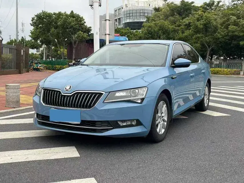 2018 Skoda Superb 1.4T 150HP L4 7DCT