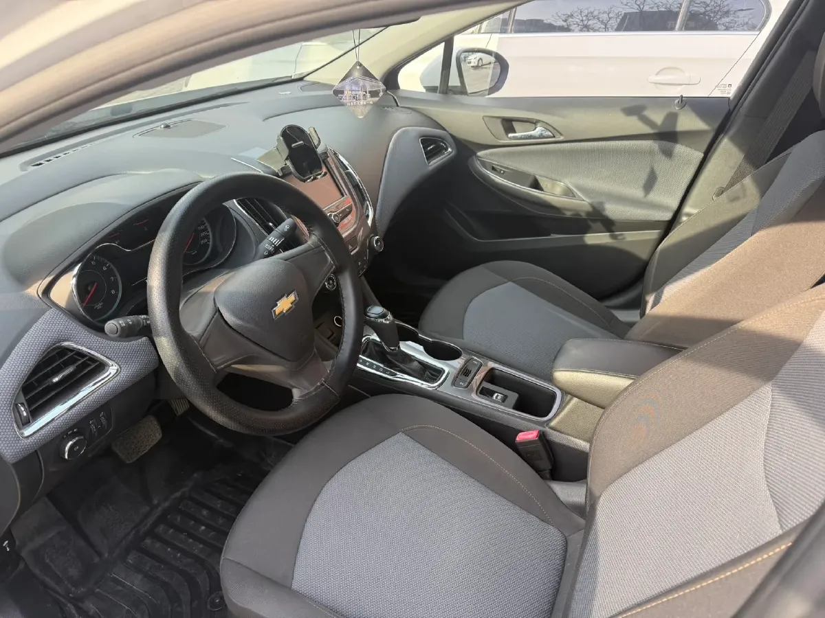 2018 Chevrolet Cruze 1.5L 114HP L4 6AT,autocango,china used car exporter,china ev exporter,chinese used car exporter,chinese used ev exporter