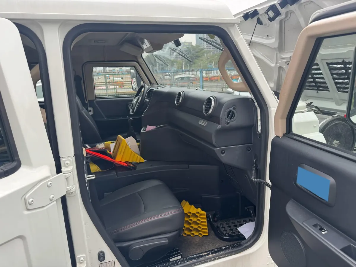 2022 Dongfeng Warrior M50 4.0T 194HP L4 5MT,autocango,china used car exporter,china ev exporter,chinese used car exporter,chinese used ev exporter