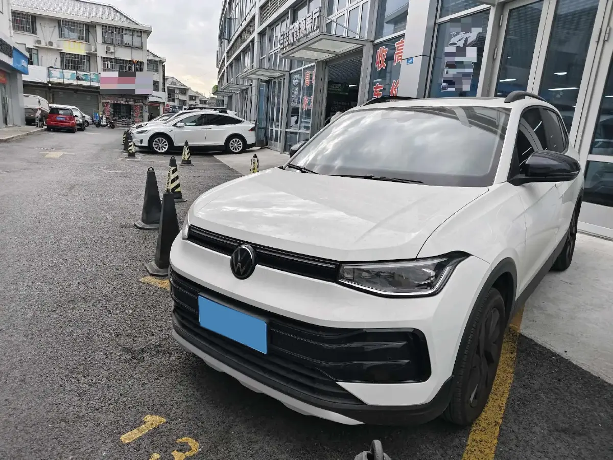 2025 Volkswagen Tharu 1.5T 160HP L4 7DCT