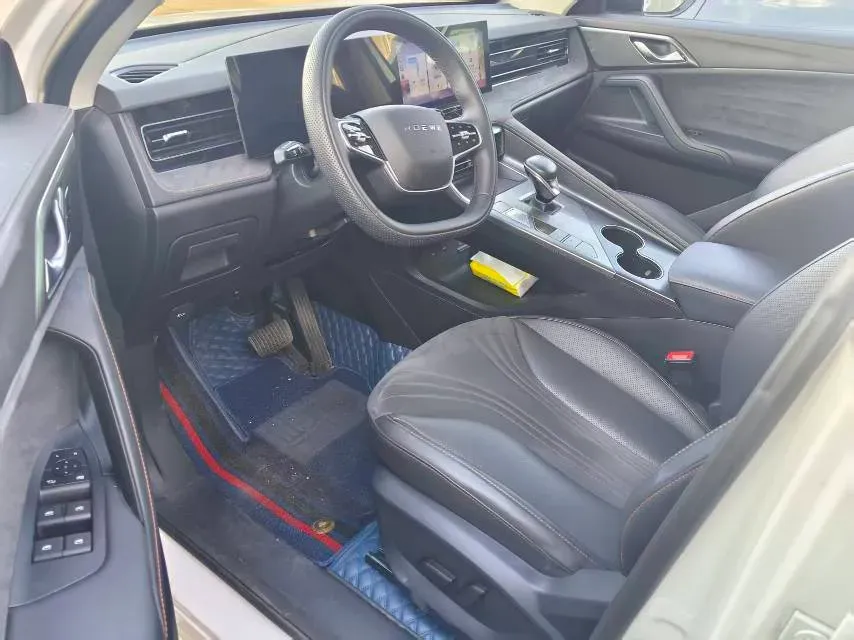 2024 Roewe D5X DMH 1.5T 150HP L4 2DHT PHEV 21.4KWH,autocango,china used car exporter,china ev exporter,chinese used car exporter,chinese used ev exporter