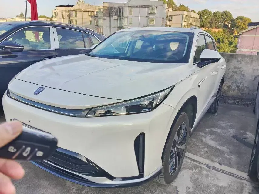 2024 Roewe D5X DMH 1.5T 150HP L4 2DHT PHEV 21.4KWH,autocango,china used car exporter,china ev exporter,chinese used car exporter,chinese used ev exporter
