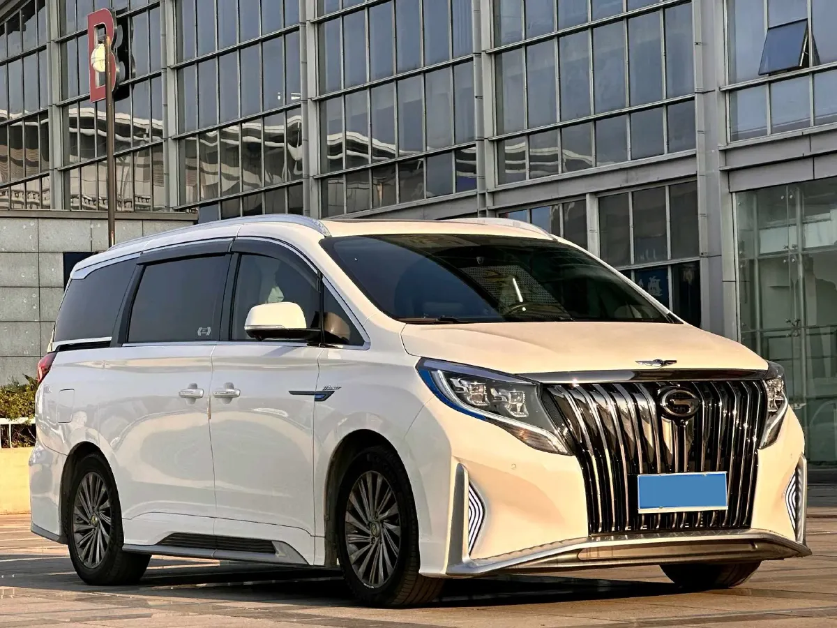 2021 GAC Trumpchi M8 2.0T 252HP L4 8AT,autocango,china used car exporter,china ev exporter,chinese used car exporter,chinese used ev exporter