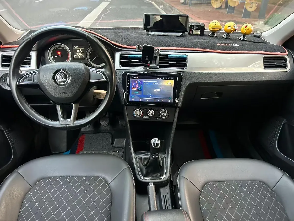 2018 Skoda Rapid 1.6L 110HP L4 5MT,autocango,china used car exporter,china ev exporter,chinese used car exporter,chinese used ev exporter