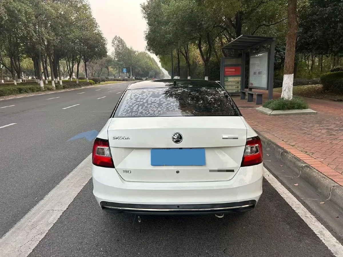 2018 Skoda Rapid 1.6L 110HP L4 5MT,autocango,china used car exporter,china ev exporter,chinese used car exporter,chinese used ev exporter