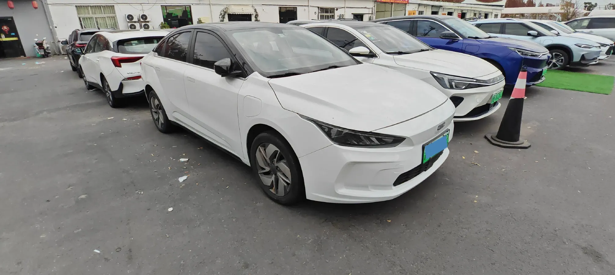 2022 Roewe Whale 2.0T 231HP L4 8AT,autocango,china used car exporter,china ev exporter,chinese used car exporter,chinese used ev exporter