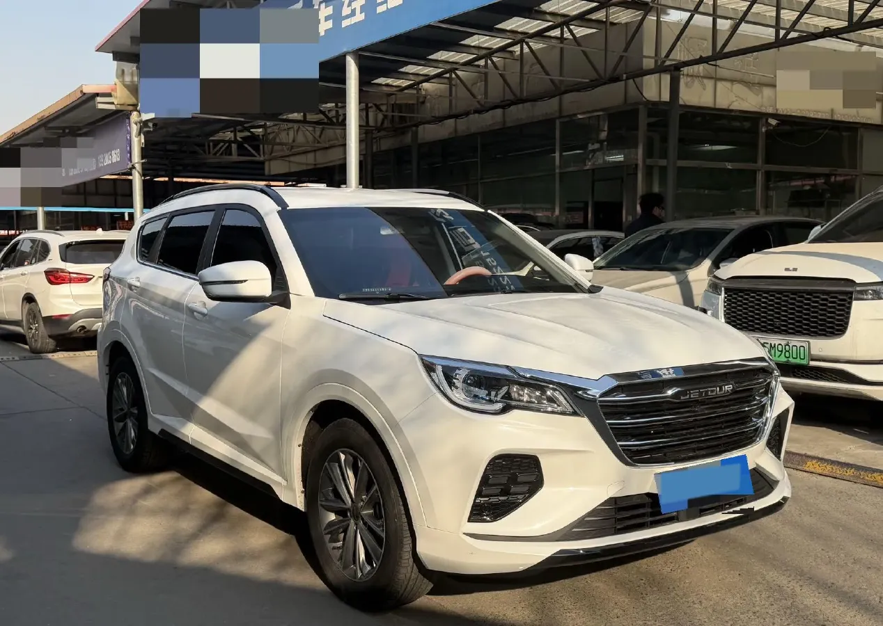2022 Jetour X70M 1.5T 156HP L4 6MT,autocango,china used car exporter,china ev exporter,chinese used car exporter,chinese used ev exporter