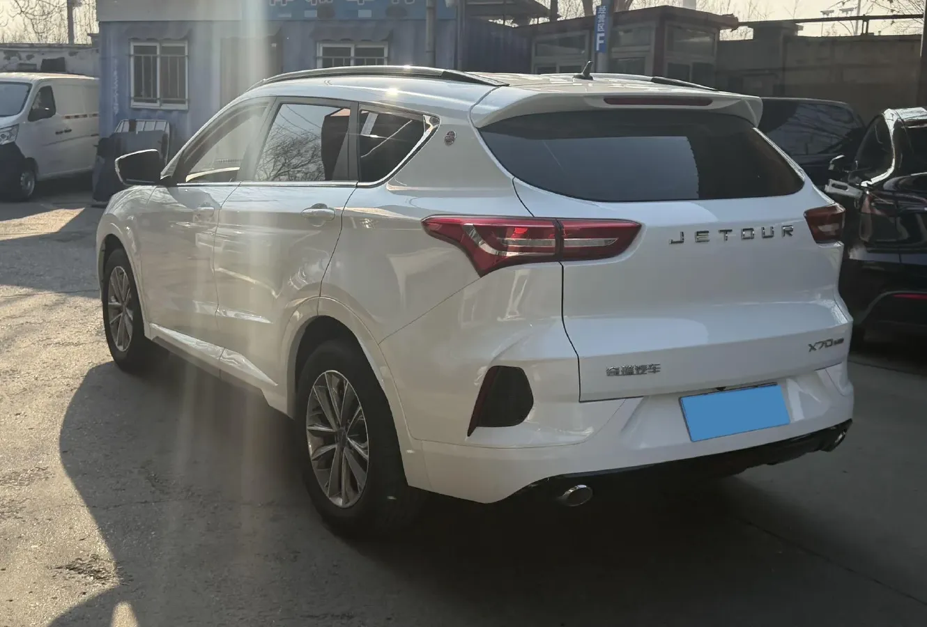 2022 Jetour X70M 1.5T 156HP L4 6MT,autocango,china used car exporter,china ev exporter,chinese used car exporter,chinese used ev exporter