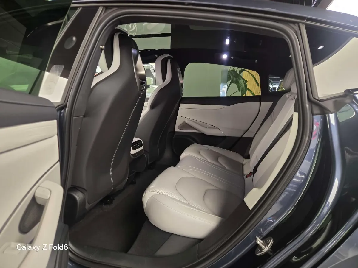 2024 MI SU7 BEV 101KWH,autocango,china used car exporter,china ev exporter,chinese used car exporter,chinese used ev exporter