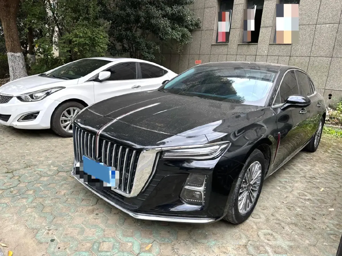 2023 HongQi H5 2.0T 224HP L4 8AT