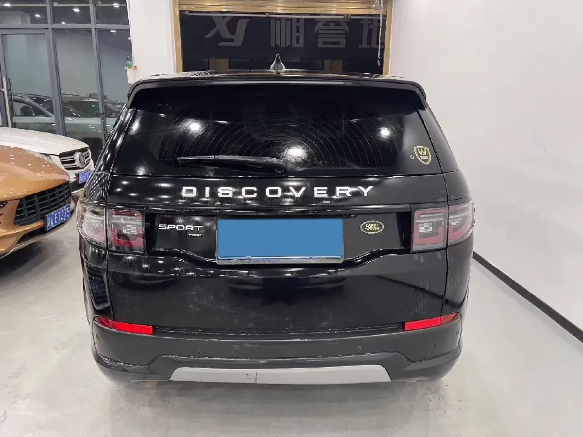 2020 Land Rover Discovery Sport 2.0T 200HP L4 9AT,autocango,china used car exporter,china ev exporter,chinese used car exporter,chinese used ev exporter